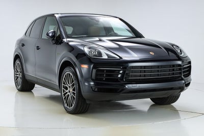 2023 Porsche Cayenne E-Hybrid Platinum Edition