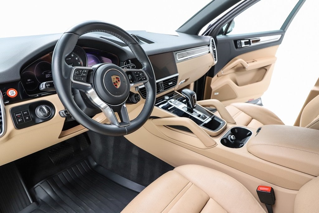 2023 Porsche Cayenne E-Hybrid Platinum Edition