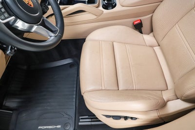 2023 Porsche Cayenne E-Hybrid Platinum Edition