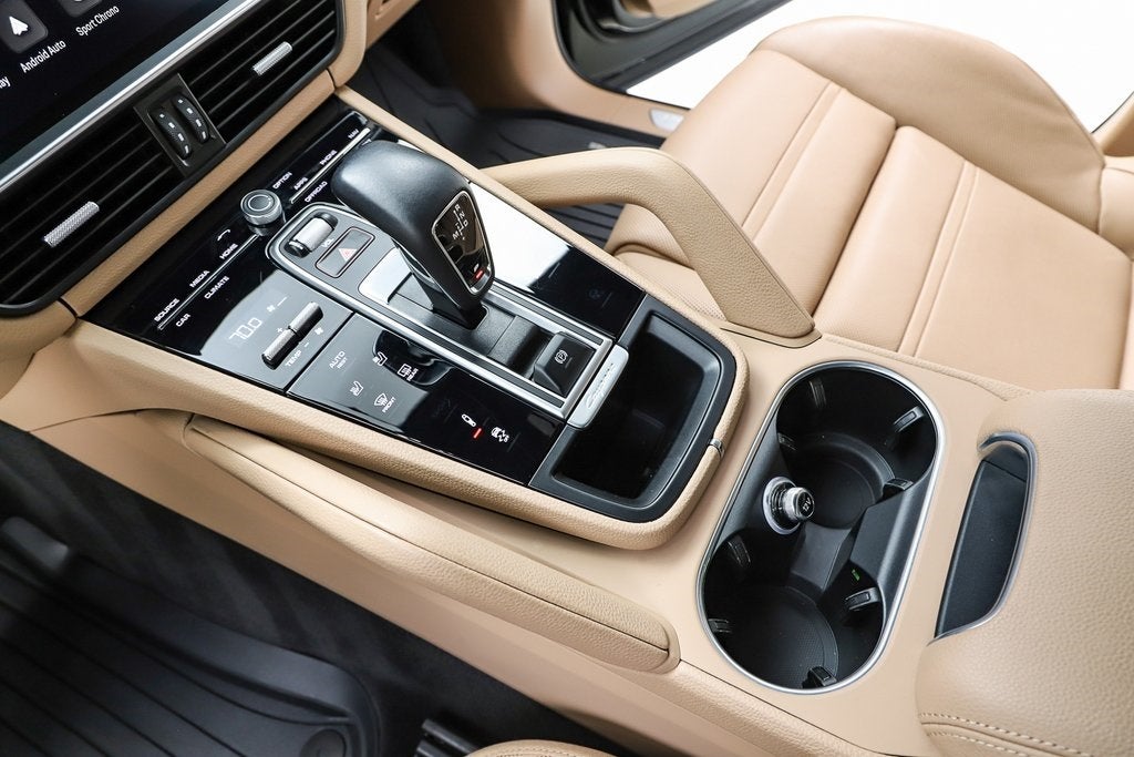 2023 Porsche Cayenne E-Hybrid Platinum Edition