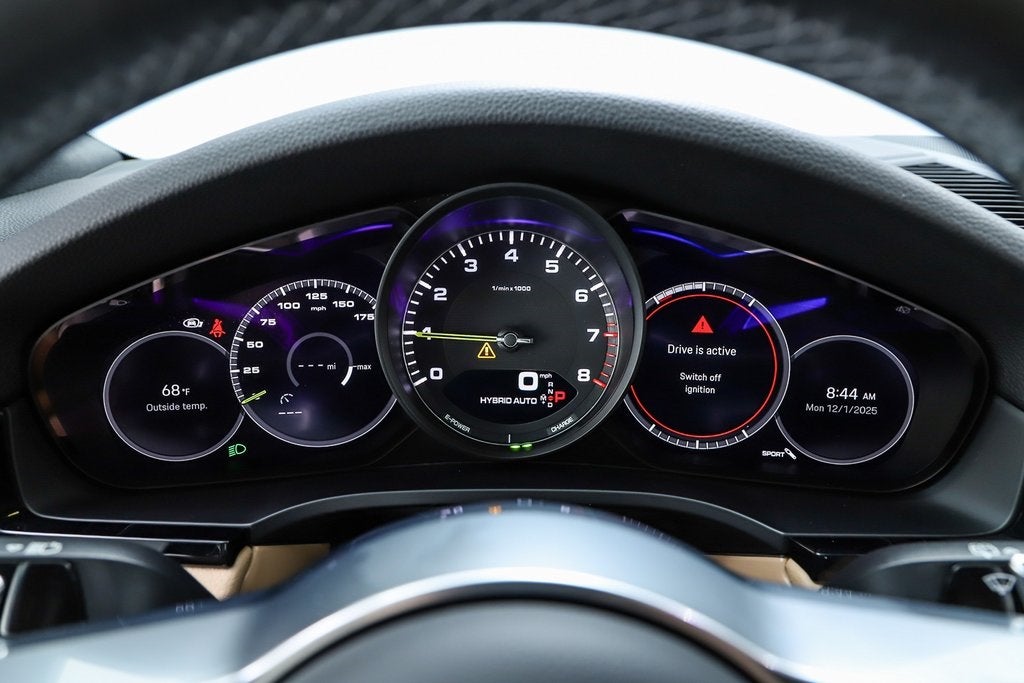 2023 Porsche Cayenne E-Hybrid Platinum Edition