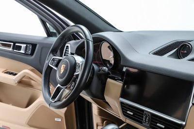 2023 Porsche Cayenne E-Hybrid Platinum Edition