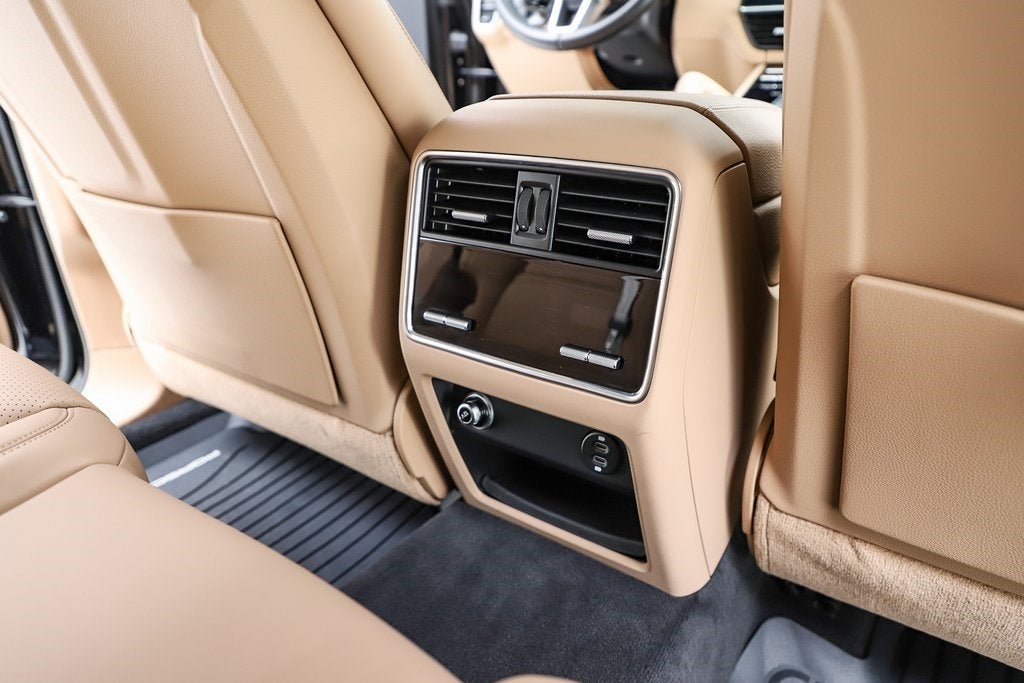 2023 Porsche Cayenne E-Hybrid Platinum Edition