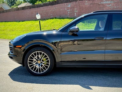 2019 Porsche Cayenne E-Hybrid Base