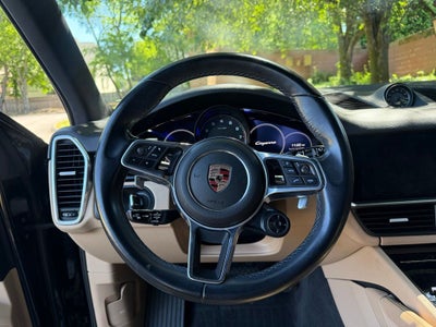 2019 Porsche Cayenne E-Hybrid Base