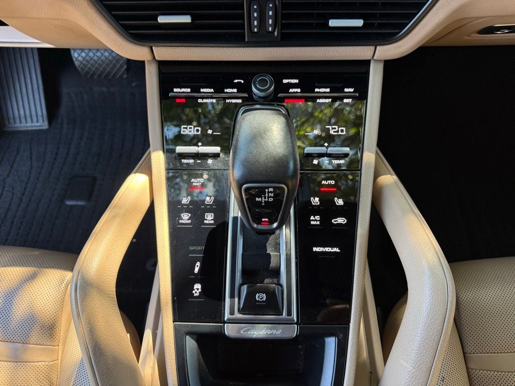 2019 Porsche Cayenne E-Hybrid Base