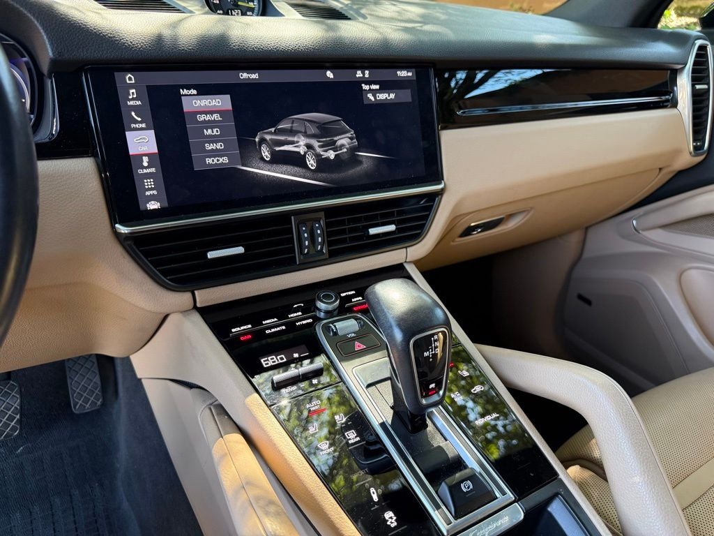 2019 Porsche Cayenne E-Hybrid Base