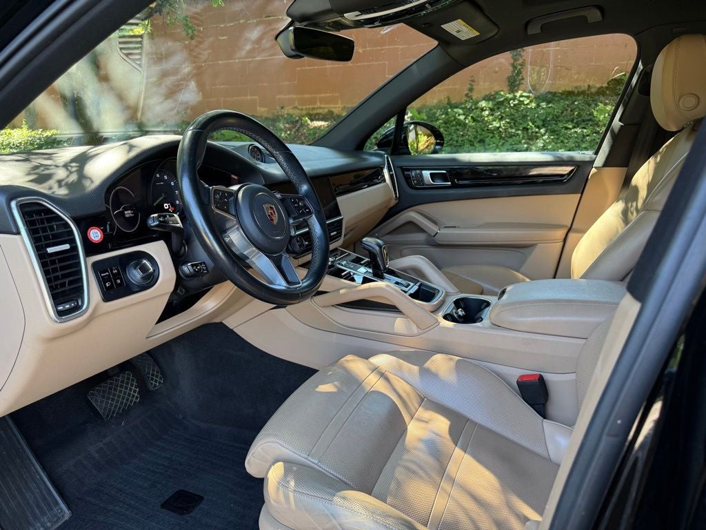 2019 Porsche Cayenne E-Hybrid Base
