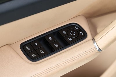 2019 Porsche Cayenne E-Hybrid Base