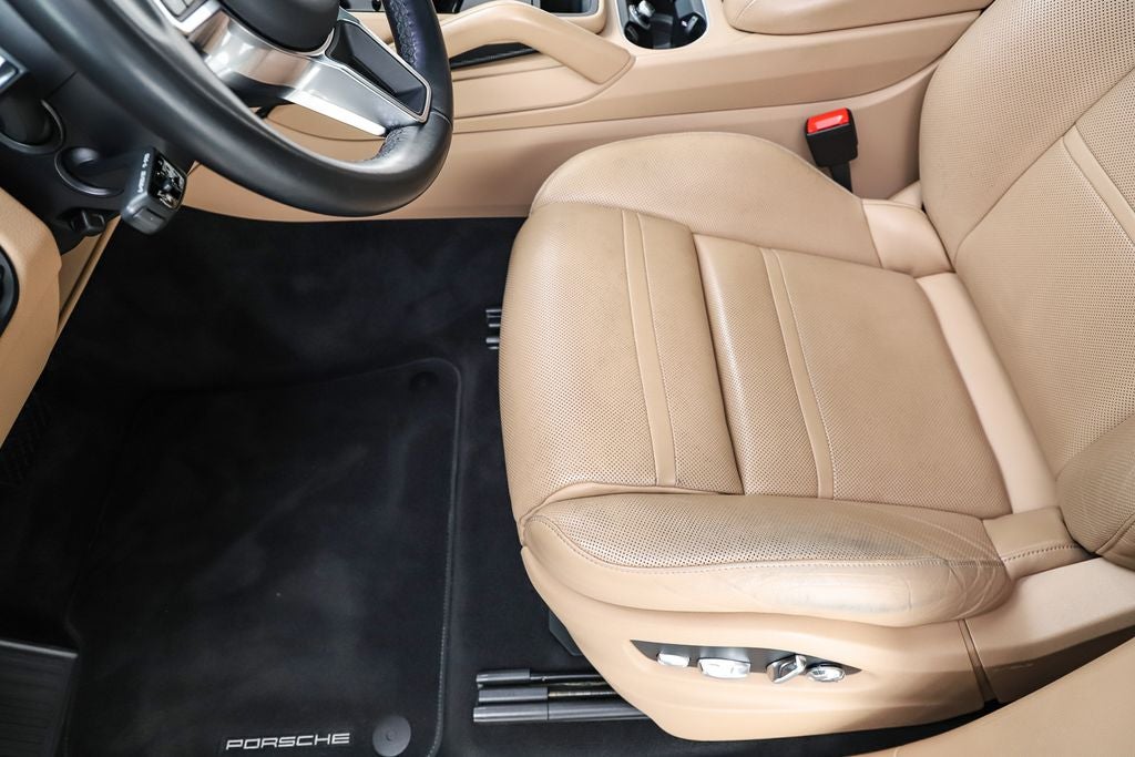 2019 Porsche Cayenne E-Hybrid Base