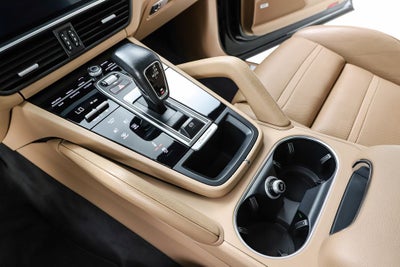 2019 Porsche Cayenne E-Hybrid Base