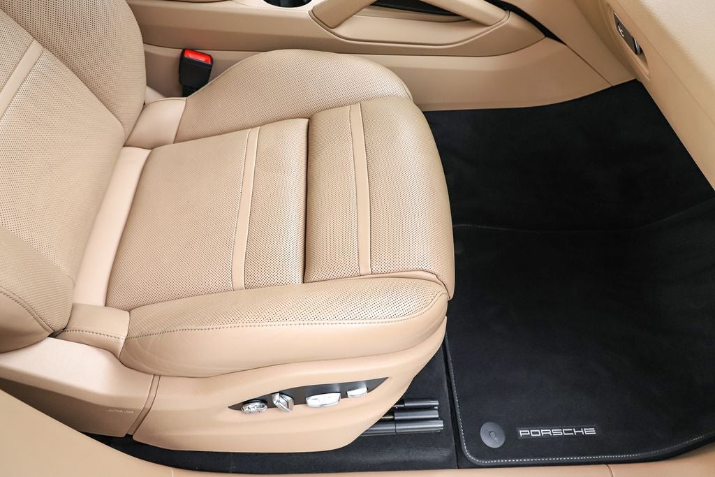 2019 Porsche Cayenne E-Hybrid Base