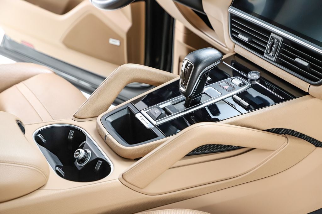 2019 Porsche Cayenne E-Hybrid Base