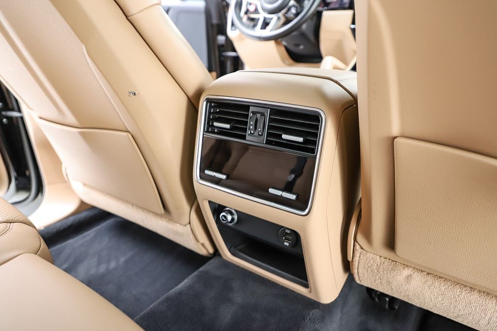 2019 Porsche Cayenne E-Hybrid Base