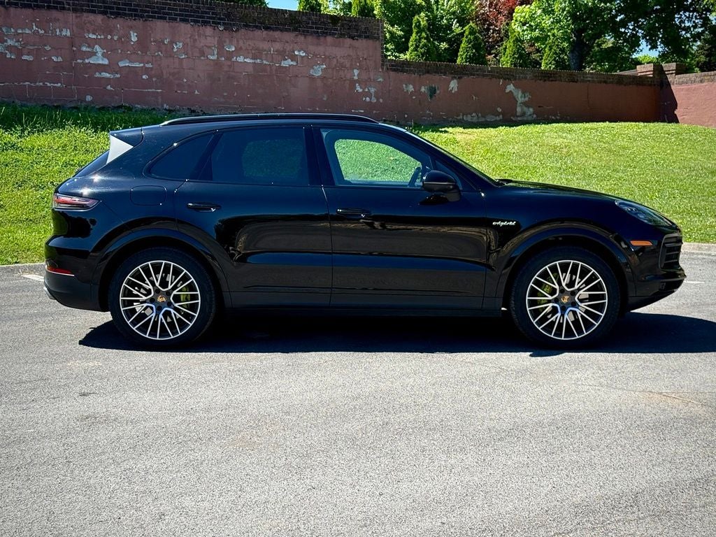 2019 Porsche Cayenne E-Hybrid Base
