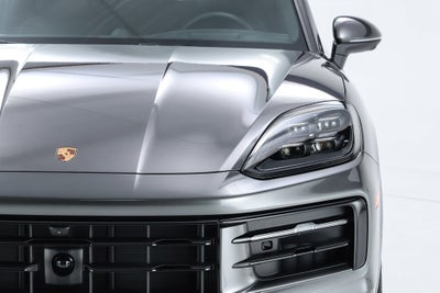 2026 Porsche Cayenne E-Hybrid Base