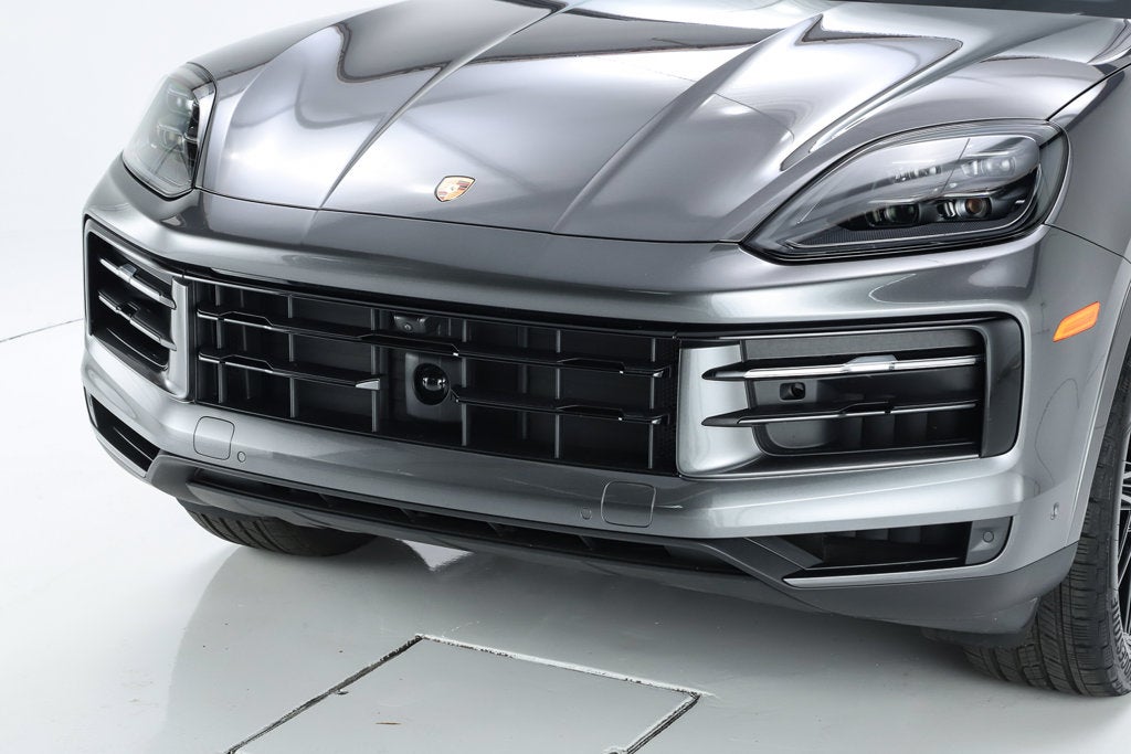 2026 Porsche Cayenne E-Hybrid Base