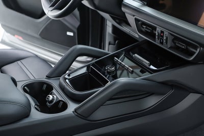 2026 Porsche Cayenne E-Hybrid Base