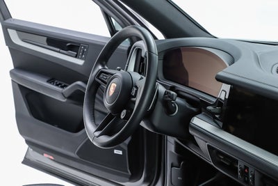 2026 Porsche Cayenne E-Hybrid Base