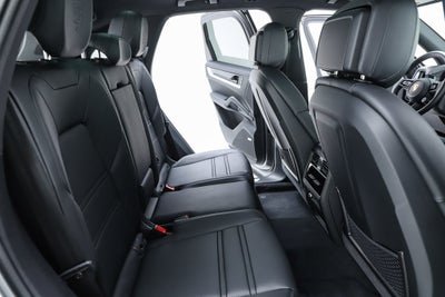 2026 Porsche Cayenne E-Hybrid Base