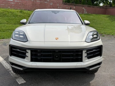 2026 Porsche Cayenne E-Hybrid Base