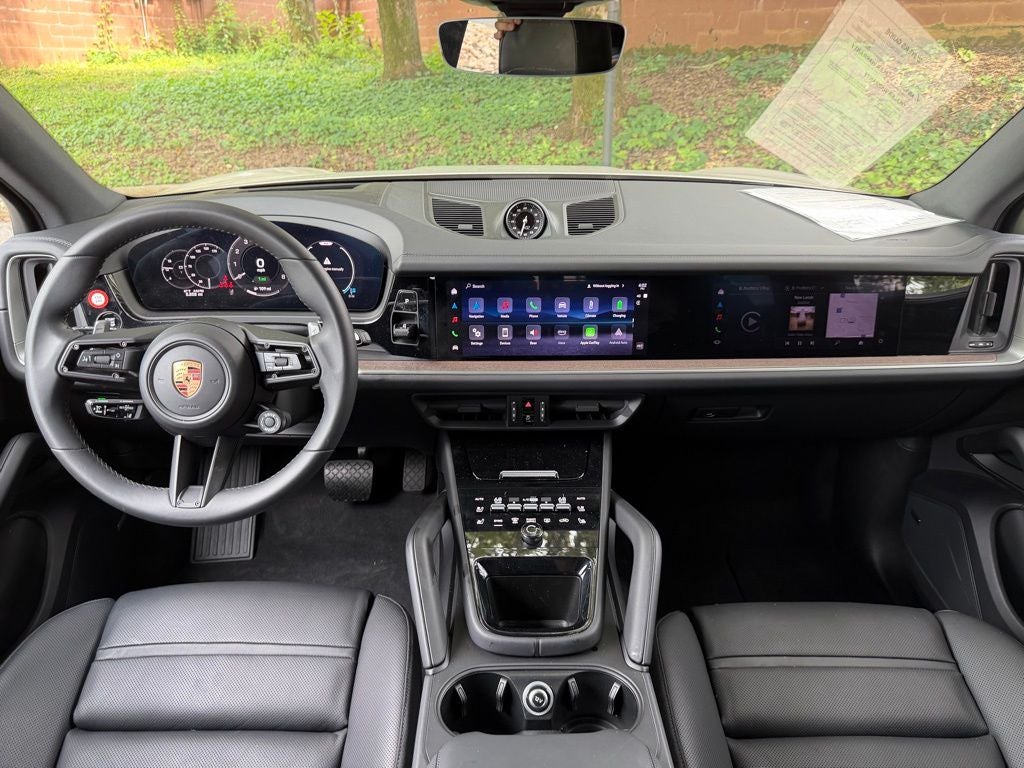 2026 Porsche Cayenne E-Hybrid Base