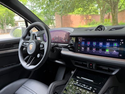 2026 Porsche Cayenne E-Hybrid Base