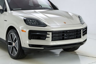 2026 Porsche Cayenne E-Hybrid Base