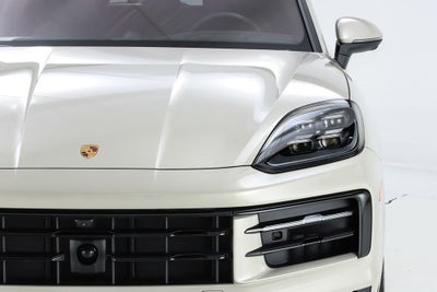 2026 Porsche Cayenne E-Hybrid Base