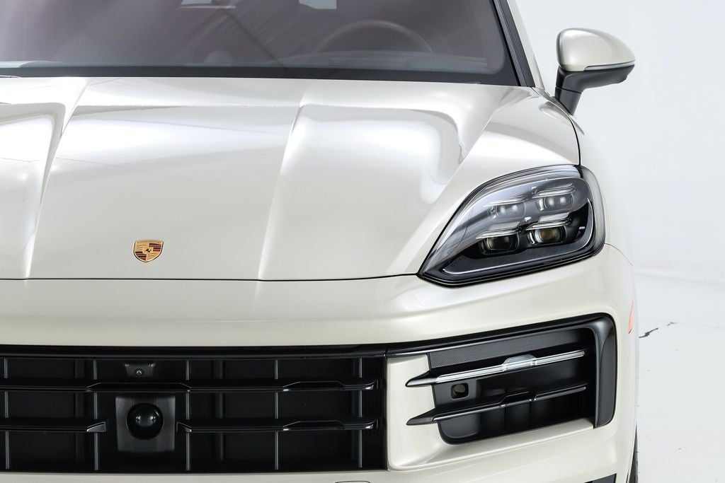 2026 Porsche Cayenne E-Hybrid Base