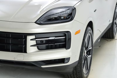 2026 Porsche Cayenne E-Hybrid Base