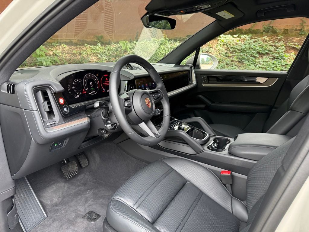 2026 Porsche Cayenne E-Hybrid Base