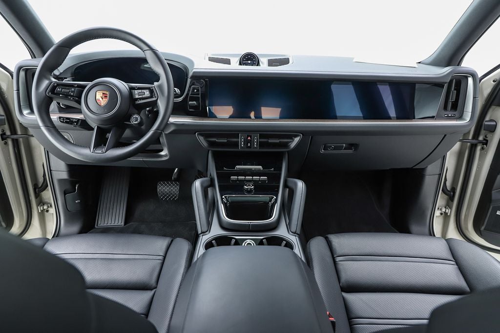 2026 Porsche Cayenne E-Hybrid Base