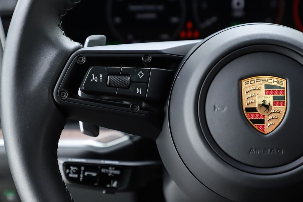 2026 Porsche Cayenne E-Hybrid Base