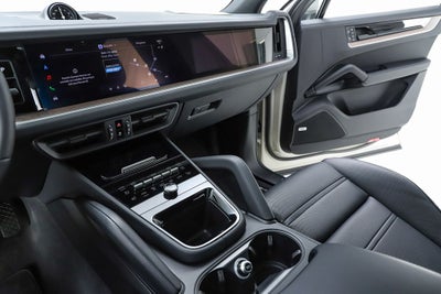 2026 Porsche Cayenne E-Hybrid Base