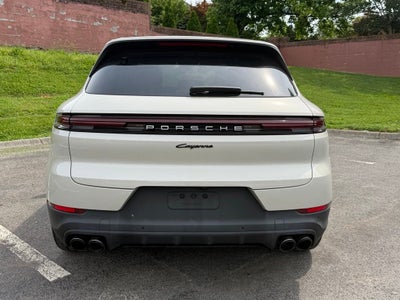2026 Porsche Cayenne E-Hybrid Base
