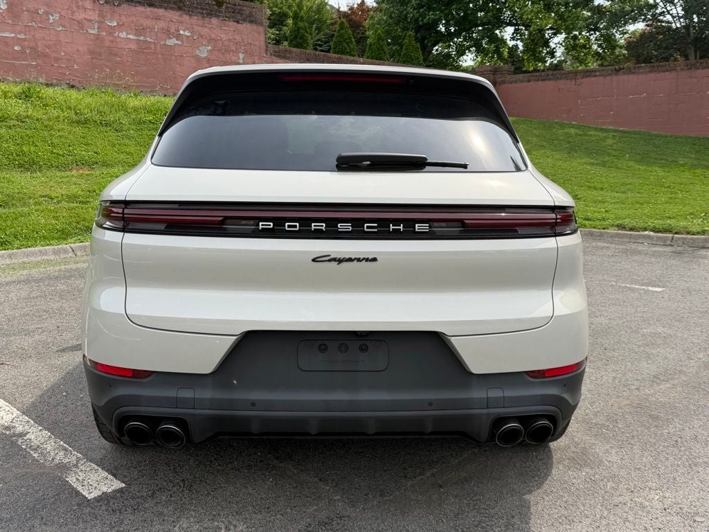 2026 Porsche Cayenne E-Hybrid Base