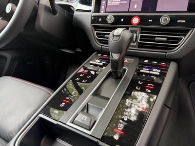 2026 Porsche Macan GTS
