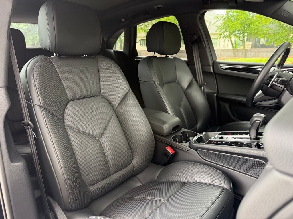 2023 Porsche Macan S
