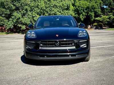 2025 Porsche Macan S