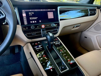 2025 Porsche Macan S