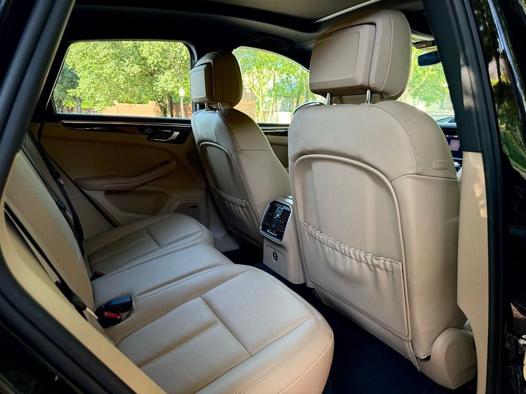 2025 Porsche Macan S