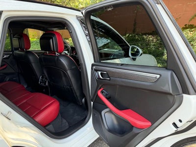 2018 Porsche Macan GTS