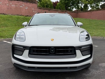 2025 Porsche Macan S