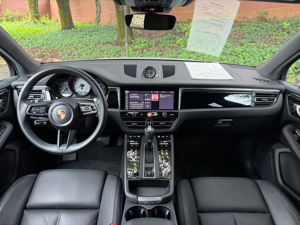 2025 Porsche Macan S