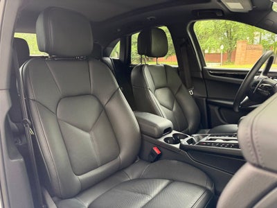 2025 Porsche Macan S