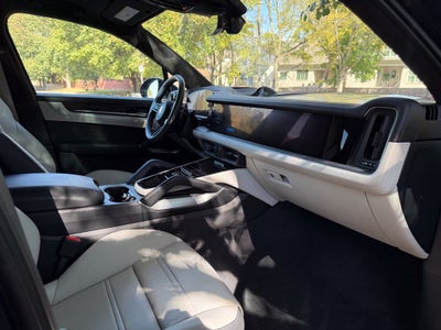 2026 Porsche Cayenne GTS