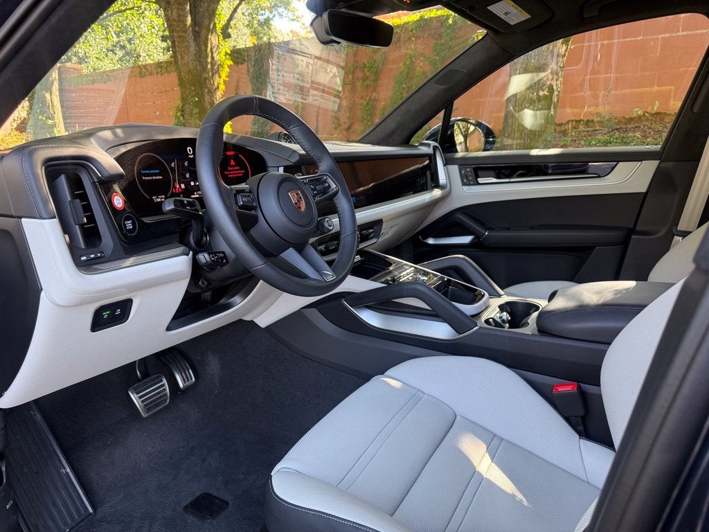 2026 Porsche Cayenne GTS