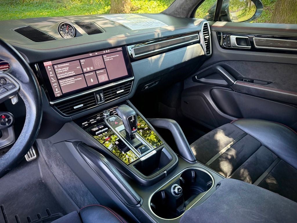 2021 Porsche Cayenne GTS