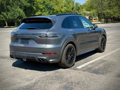 2021 Porsche Cayenne GTS
